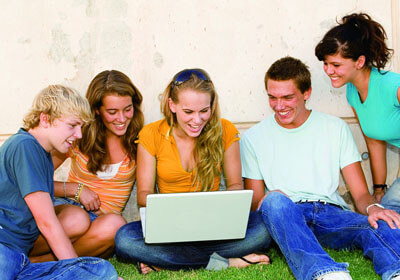 亚冠热门队伍迎来连胜，势不可挡